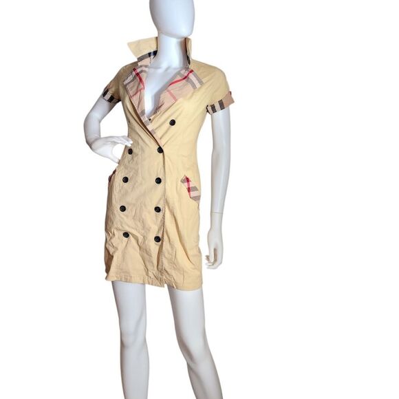 Burberry Beige Double-Breasted Trench Dress - Picture 4 of 8